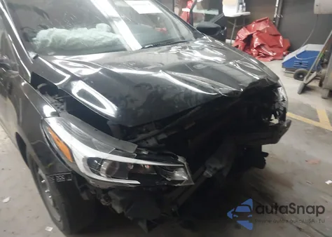 2017 Kia Forte Lx z USA, uszkodzony, nr VIN 3KPFK4A74HE141373